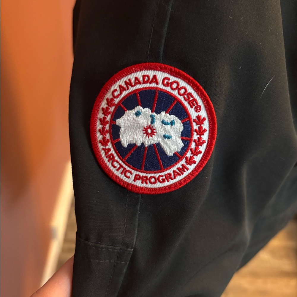 Canada Goose Chilliwack Bomber - Picture 5 of 16